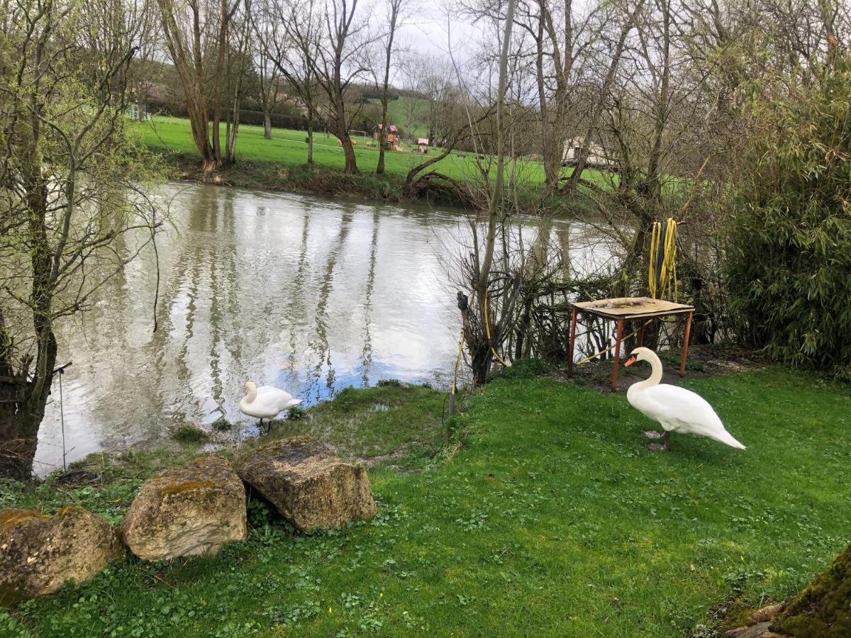 Tiny House Detente Nature La Maison Du Pecheur Pulligny 외부 사진